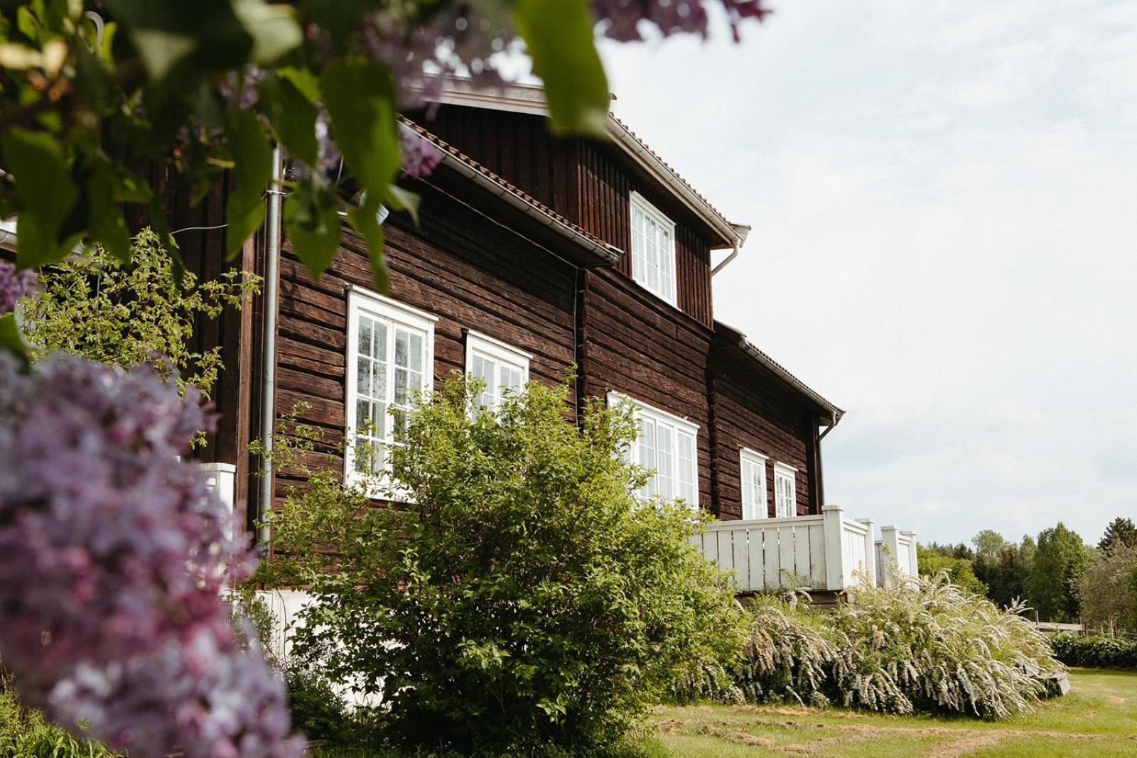 Wonderinn Riverside Arnes  Exterior photo